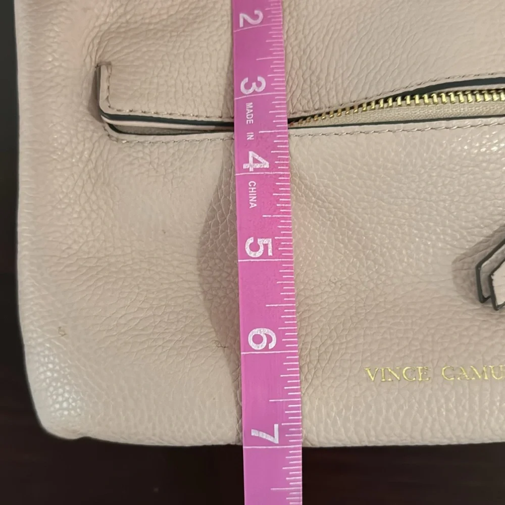 VINCE CAMUTO PINK PURSE - Picture 7 of 7